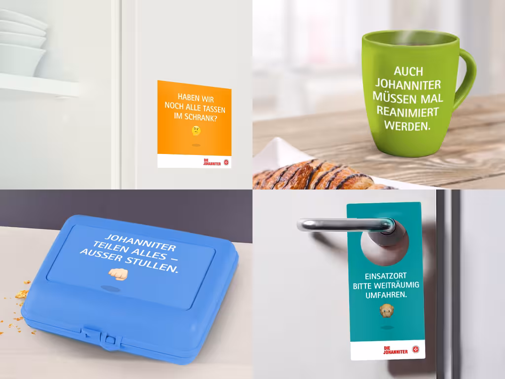 Eine Auswahl verschiedener Werbegeschenke der Johanniter Unfall Hilfe.