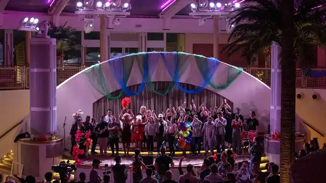 Case AIDA Show your Spirit Insights