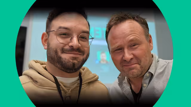 Luca Beuke und Jörg Wolf, Mitarbeiter der CASTENOW GmbH, der Employer Branding Agentur aus Düsseldord.