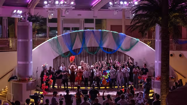 Case AIDA Show your Spirit Insights