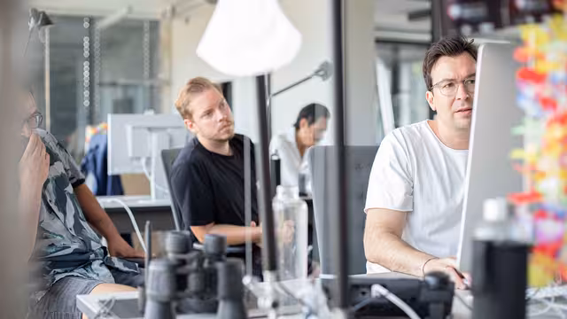 Mitarbeiter am Computer