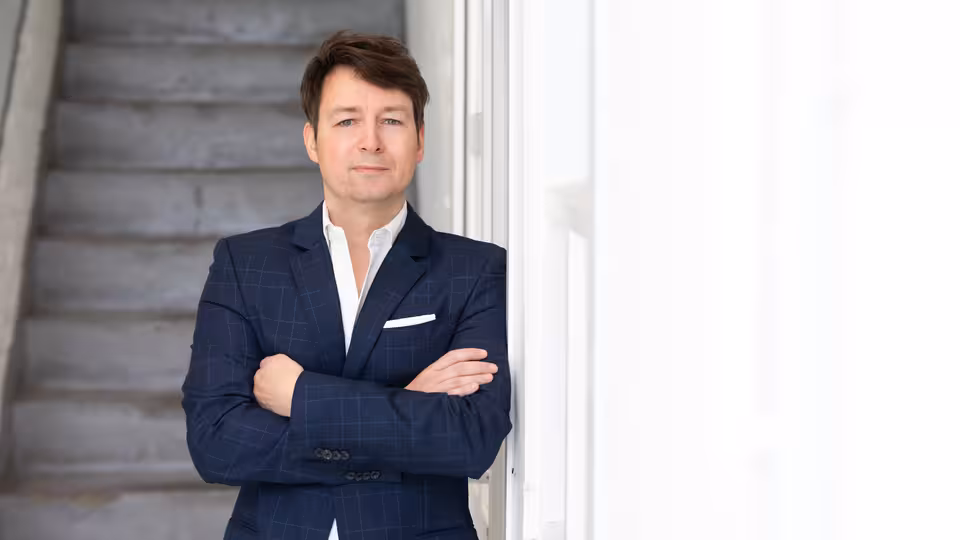 Philipp Starck wird Account Director bei Castenow