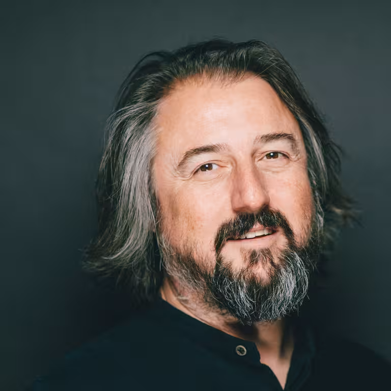 Peter Johannes, Geschäftsführer 