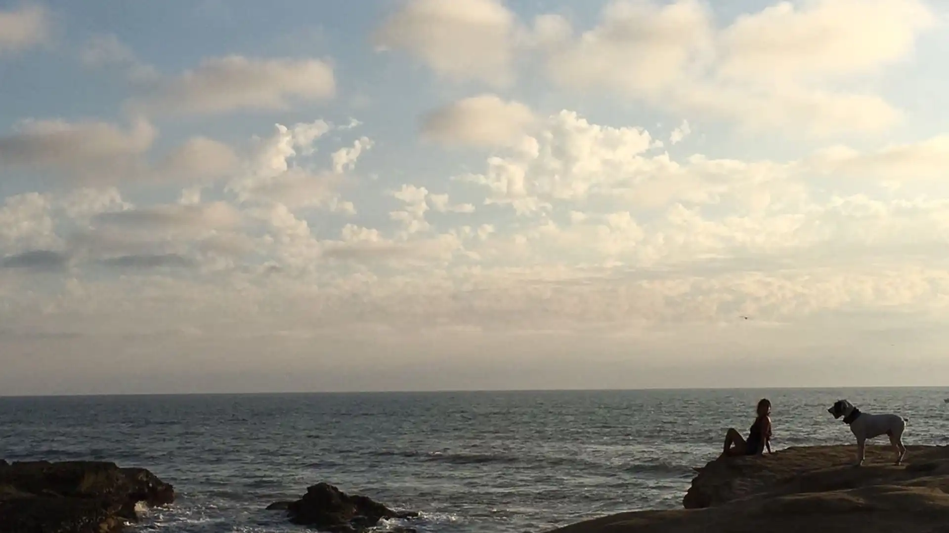 Meer mit Horizont und Himmel