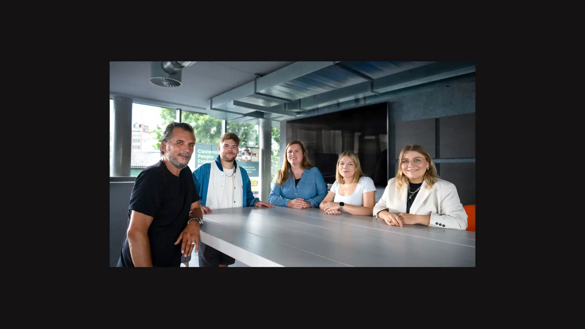 Das Projektteam für die Stadt Hannover, v.l.n.r Dominik Weber, Tim Dißmann, Yvonne Bernshausen, Manon Taylor Parkins, Leonie Heidinger