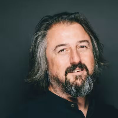 Peter Johannes, Geschäftsführer 